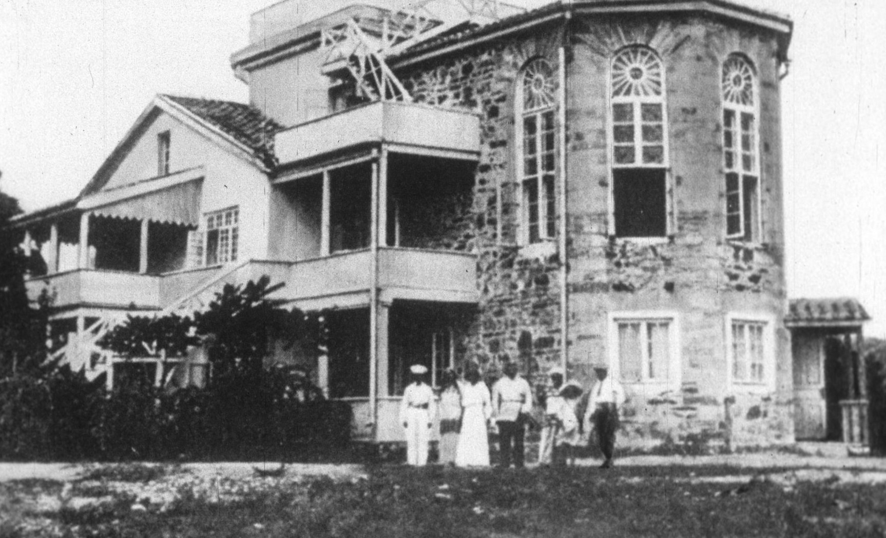 Дом поэта в Коктебеле (ок. 1917–1925). «Википедия»