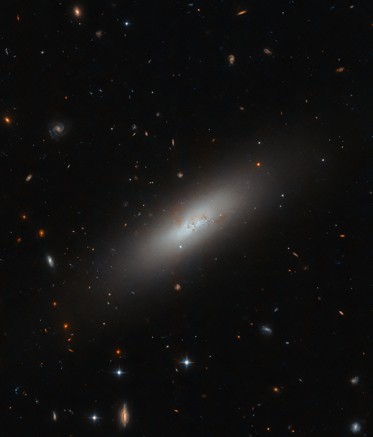 ESA/Hubble & NASA, M. Sun