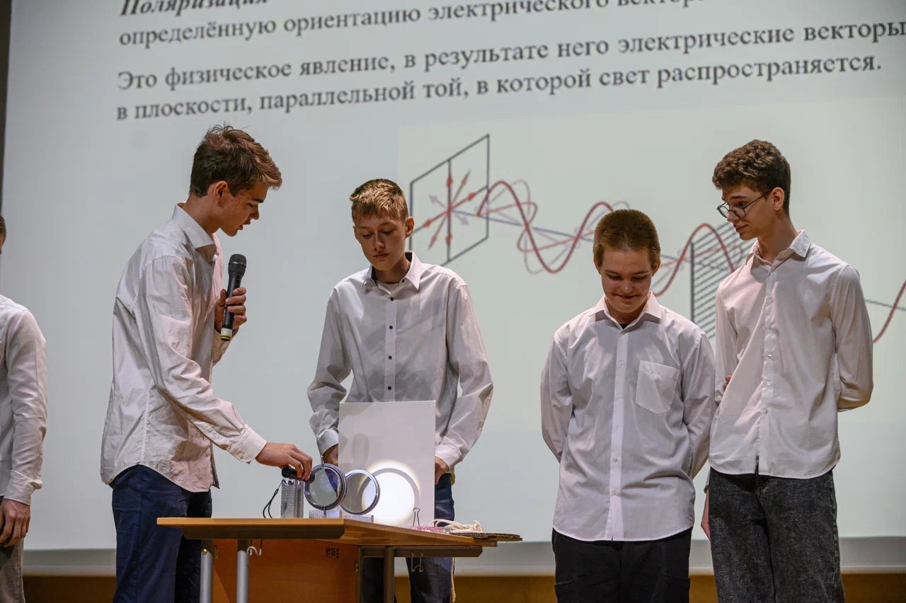 «Инцидент» знакомится с поляризацией