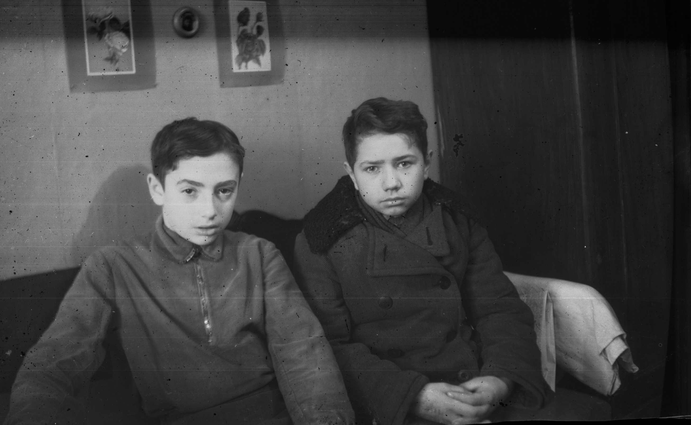 С Володей Михайловским. Ленинград, 1947 год