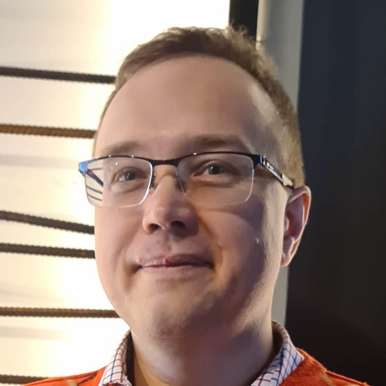 Дмитрий Левков
